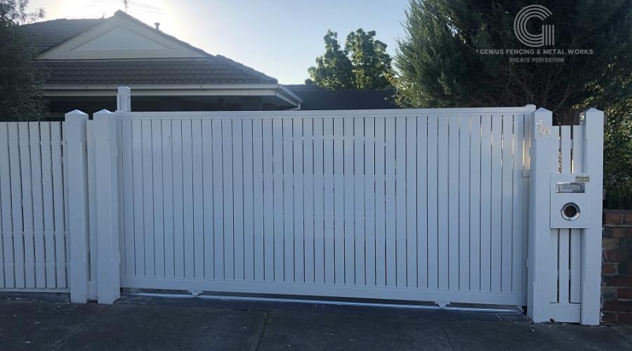 Bentleigh East 2