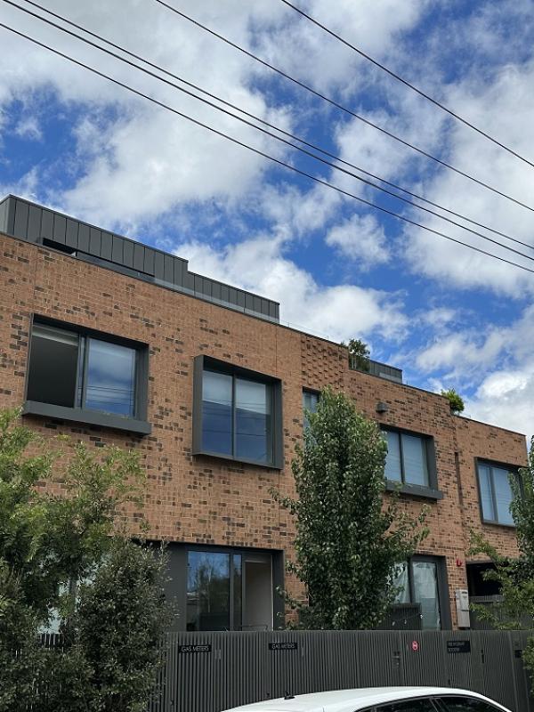 Low Rise Apartment Fence & Gate & Privacy Screen & Canopy