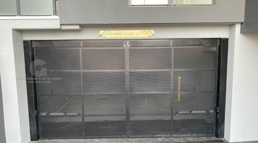 Low Rise Apartment Garage Door & Service Cupboard Door & Dividing Screen @ Moonee Ponds